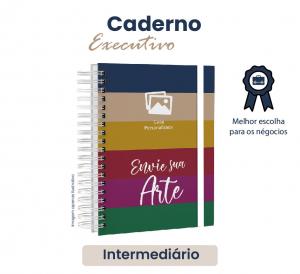 CADERNO EXECUTIVO Colegial Capa Dura 100Fls Encadernação c/ Wire-o. Tamanho Intermediário18x24cm. Miolo padrão c/ impressão 1x1. 100 Folhas (200pgs). Laminação Brilho ou Fosco. Fechamento c/ Elástico Colorido. Embalagem Individual.