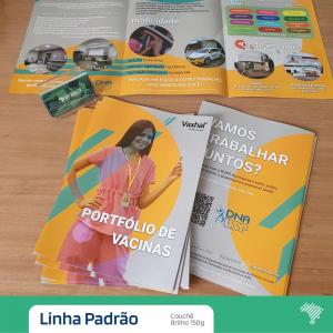Folder 2 Dobras 150g | A4 Fechado Couchê Brilho 150g 21x29,7cm (A4 fechado) | 62x29,7cm (aberto) 4x4 impressão F/V Sem Verniz 2 Dobras ( 6 pgs) LINHA PADRÃO